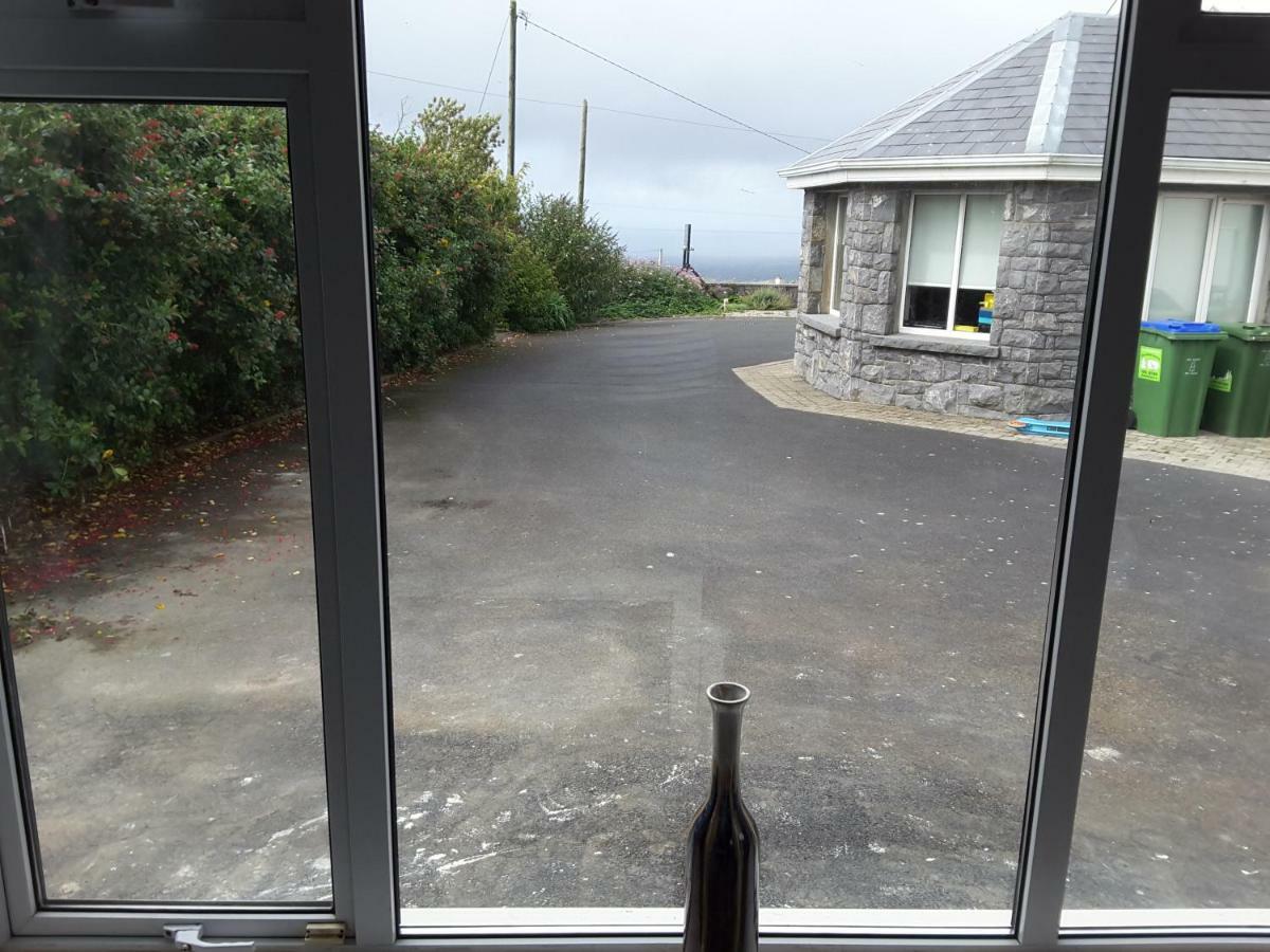 Island View Lodge Doolin Exteriör bild