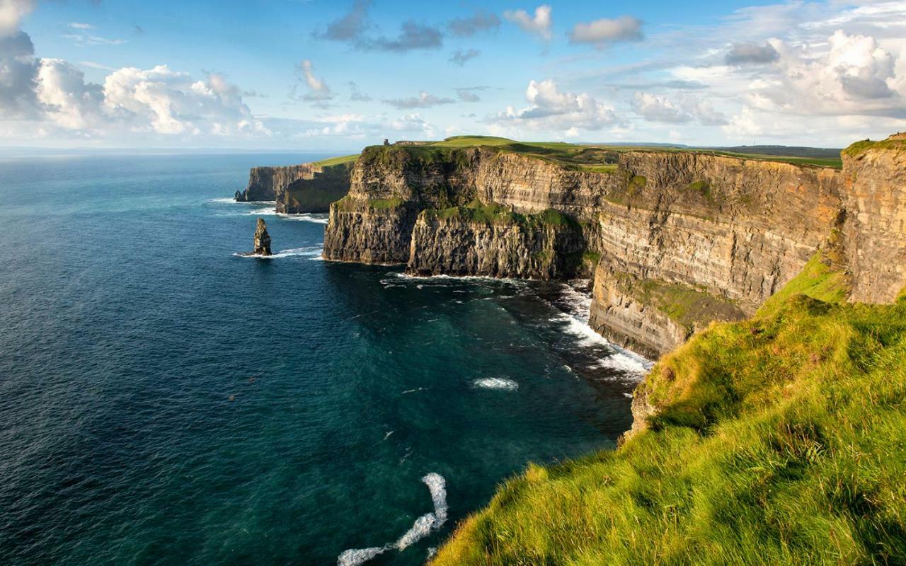 Island View Lodge Doolin Exteriör bild